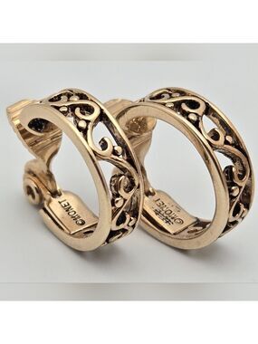 Vintage Monet Filigree Hoop Clip-On Earrings Gold Tone 3/4” Excellent